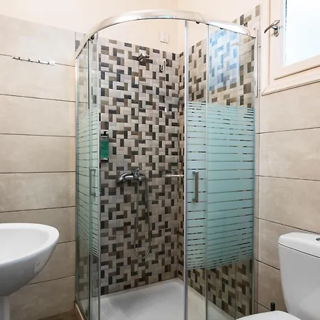 Filorian Aparthotel 3*
