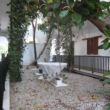 Filorian Aparthotel 3*