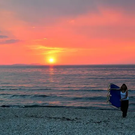 Filorian أخارافي